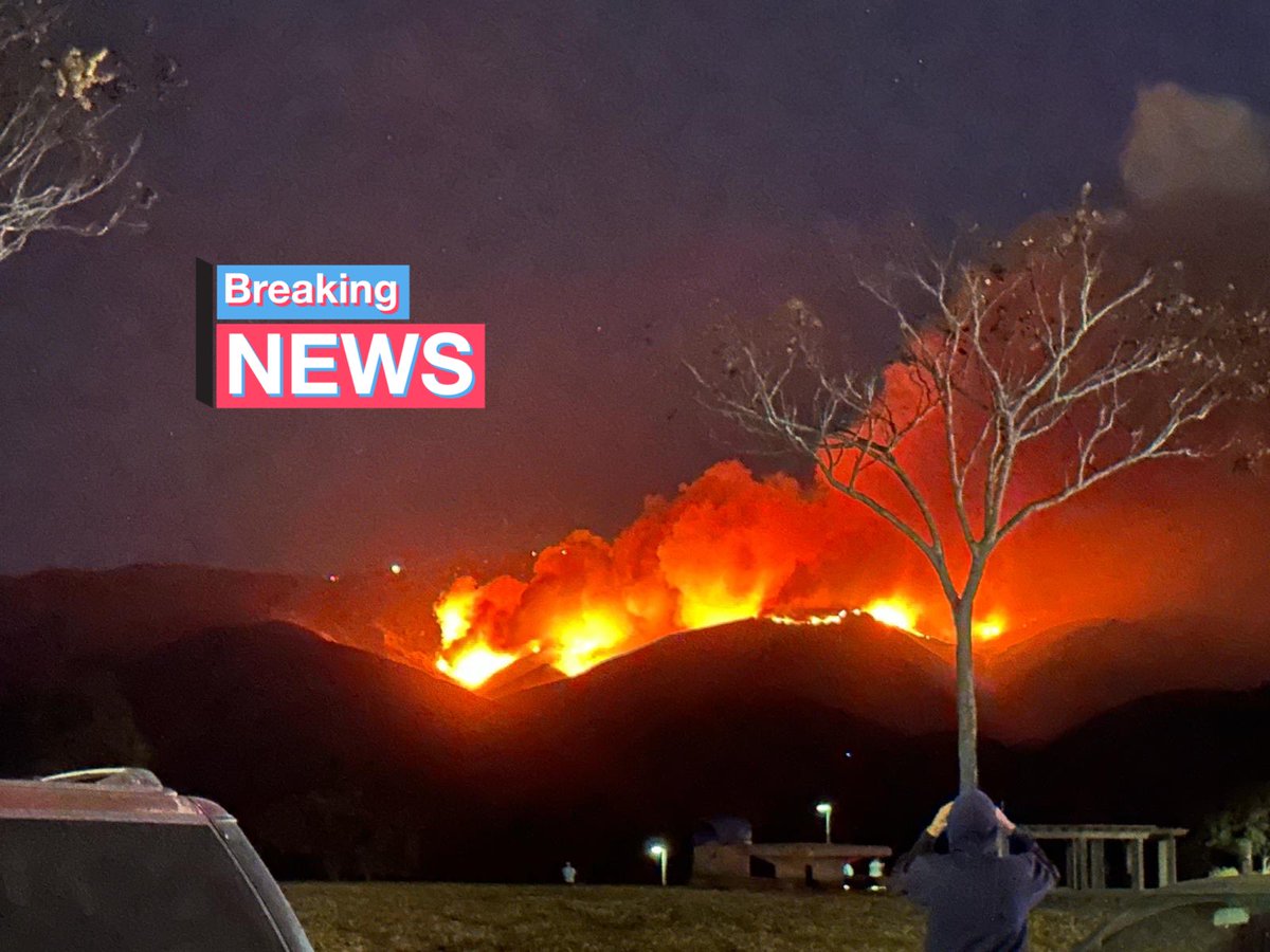 mbktrends's tweet image. #Border2Fire last year