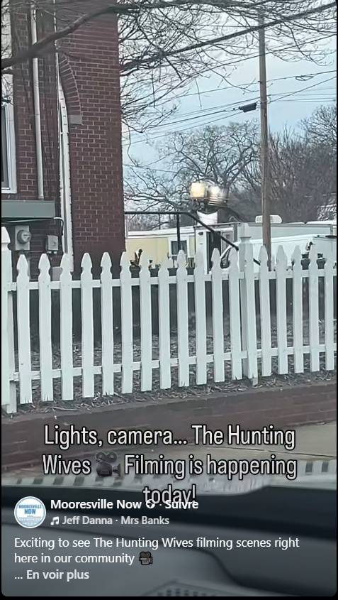 DomiLewis's tweet photo. From Mooresville, NC FB page
"Exciting to see #TheHuntingWives filming scenes right here in our community" 🎥(not me )
#FilmingLocally #OnLocation
https://t.co/sANjUM9eYs https://t.co/AwDnBKOegT