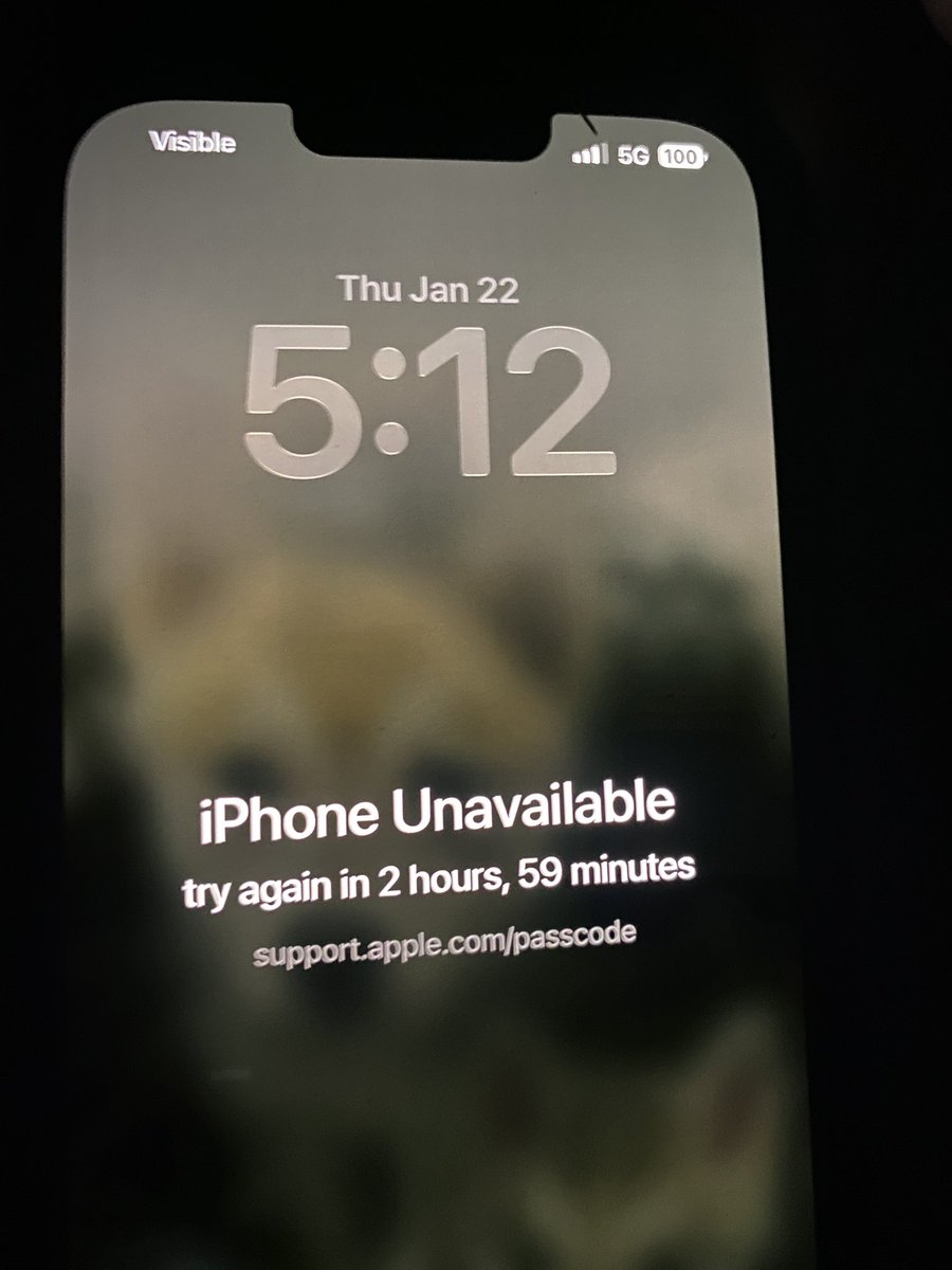 CraftedEvidence's tweet image. Does anyone know how to stop this crap! @AppleSupport