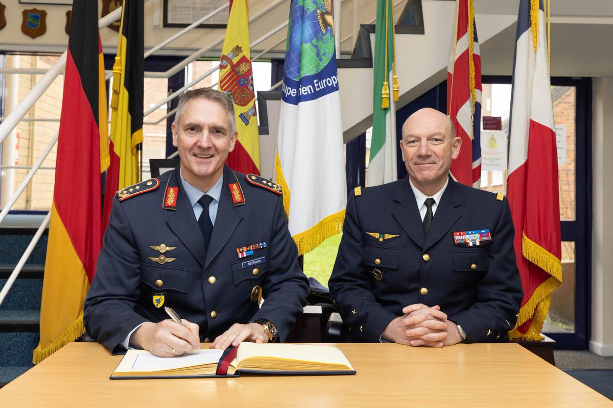 Chef d'état-major armée de l'Air et de l'Espace tweet media