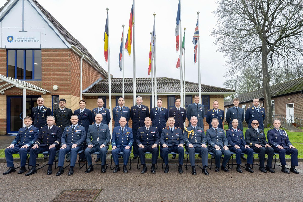 Chef d'état-major armée de l'Air et de l'Espace tweet media