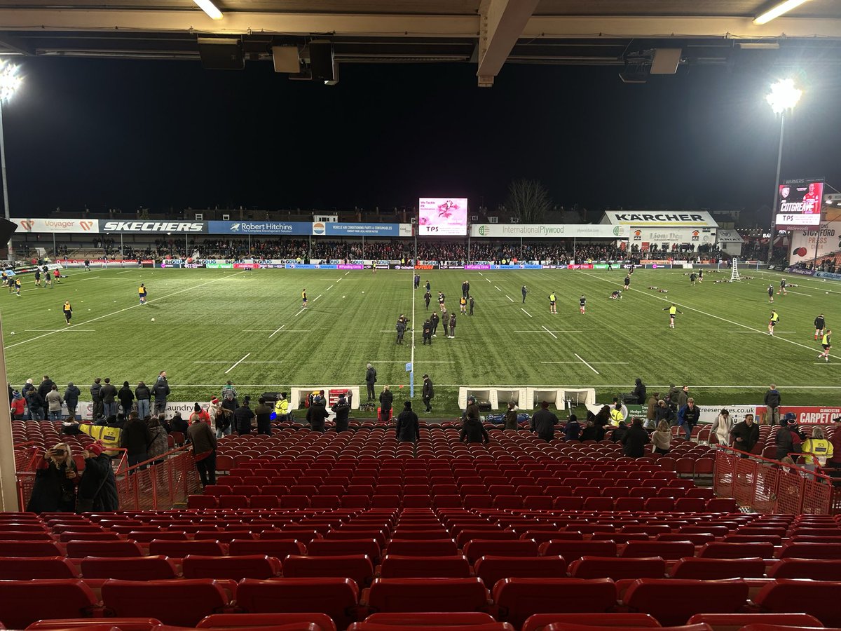 JackTozer1's tweet photo. It’s West Country derby day at Kingsholm  🏉

@gloucesterrugby  🆚 @BathRugby 

⏰ 7:45pm kick off 

🏆 @premrugby  Round 10 

Keep an eye out for my player ratings on @GlosLiveOnline after this one 👀 https://t.co/FrknjIGtov