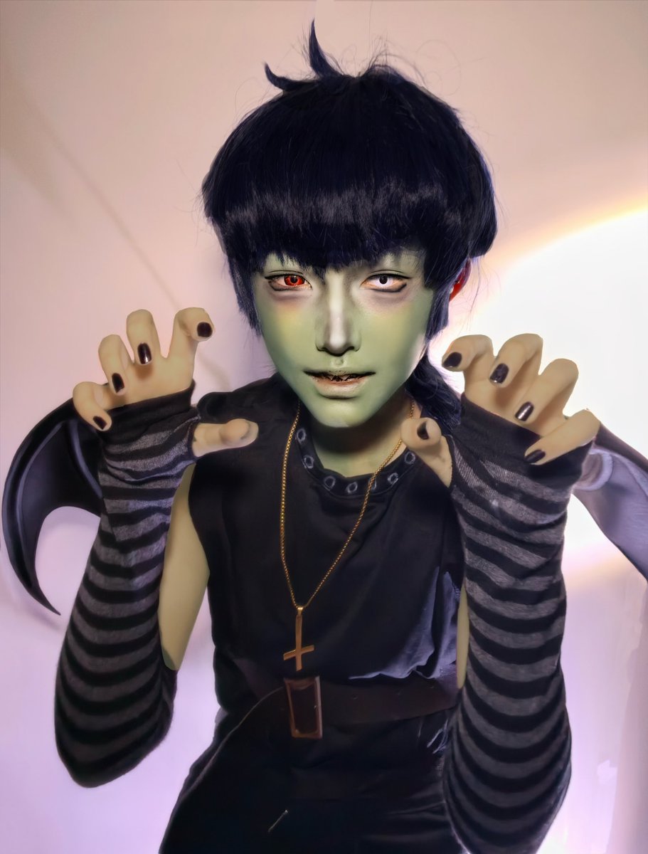 Yokelmo1's tweet photo. #gorillaz #murdoc #cosplay https://t.co/980dM6u5cd