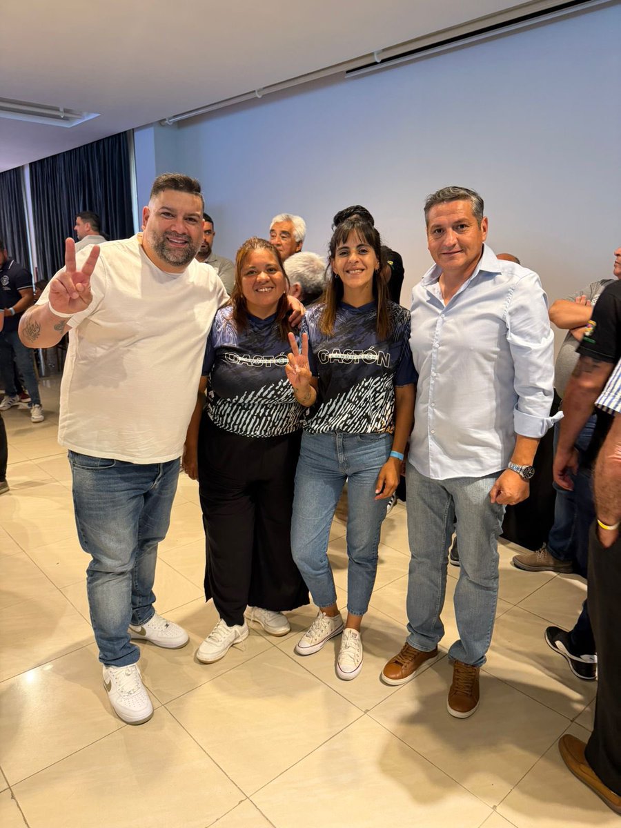 🥖 Panaderos presentes en Mar del Plata

Gastón Frutos participó del encuentro en el Hotel Perón, propiedad de UTHGRA). Reafirmamos el apoyo a la conducción nacional de la <a href="/cgtoficialok/">CGT</a> , el rechazo a la reforma laboral y la defensa del modelo sindical argentino.