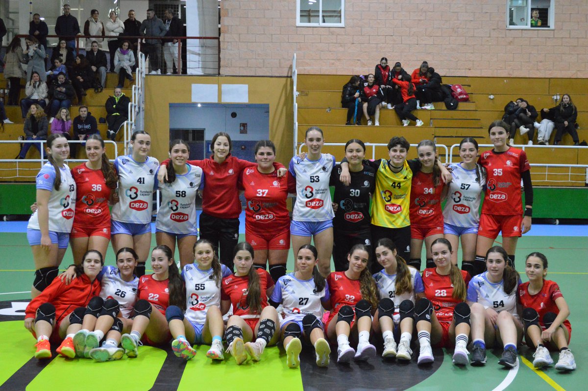 Partidazo entre nuestras dos escuadras cadetes femeninas. Nivel 🔝 #GuerrerasGranates #FactoríaCBM