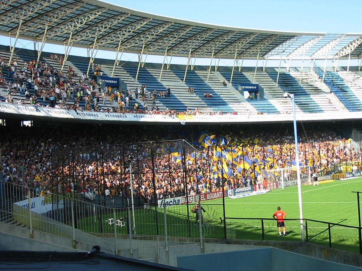 La gente de Central en el cilindro, Apertura 2003.