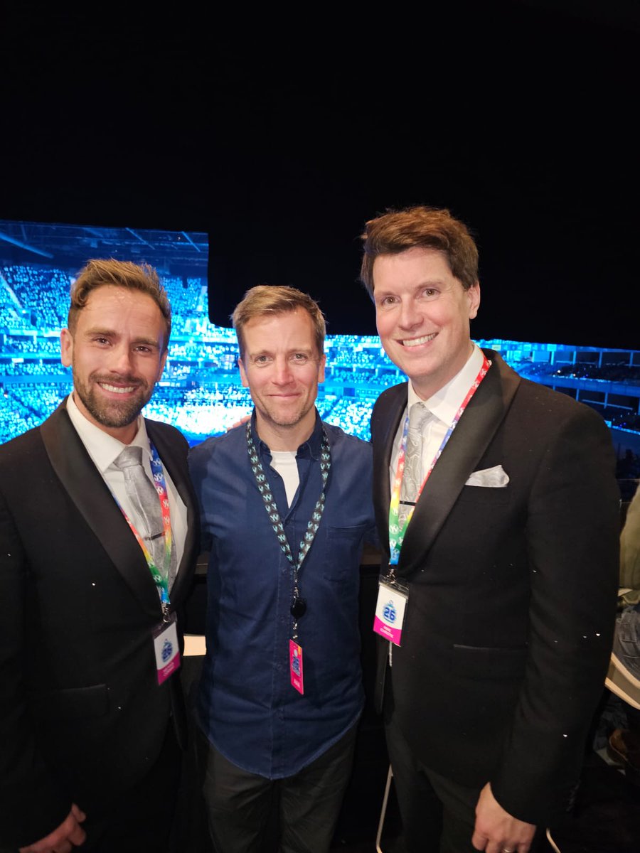 G4Official's tweet image. What an amazing night at @TheO2 for Young Voices @YVconcerts celebrating their 30th Anniversary! Our very own @MCClubOfficial &amp;amp; @mikconway enjoyed catching up with CEO @benlewisYV to hear how over 200,000 children this year gain in confidence singing in arenas across the UK.