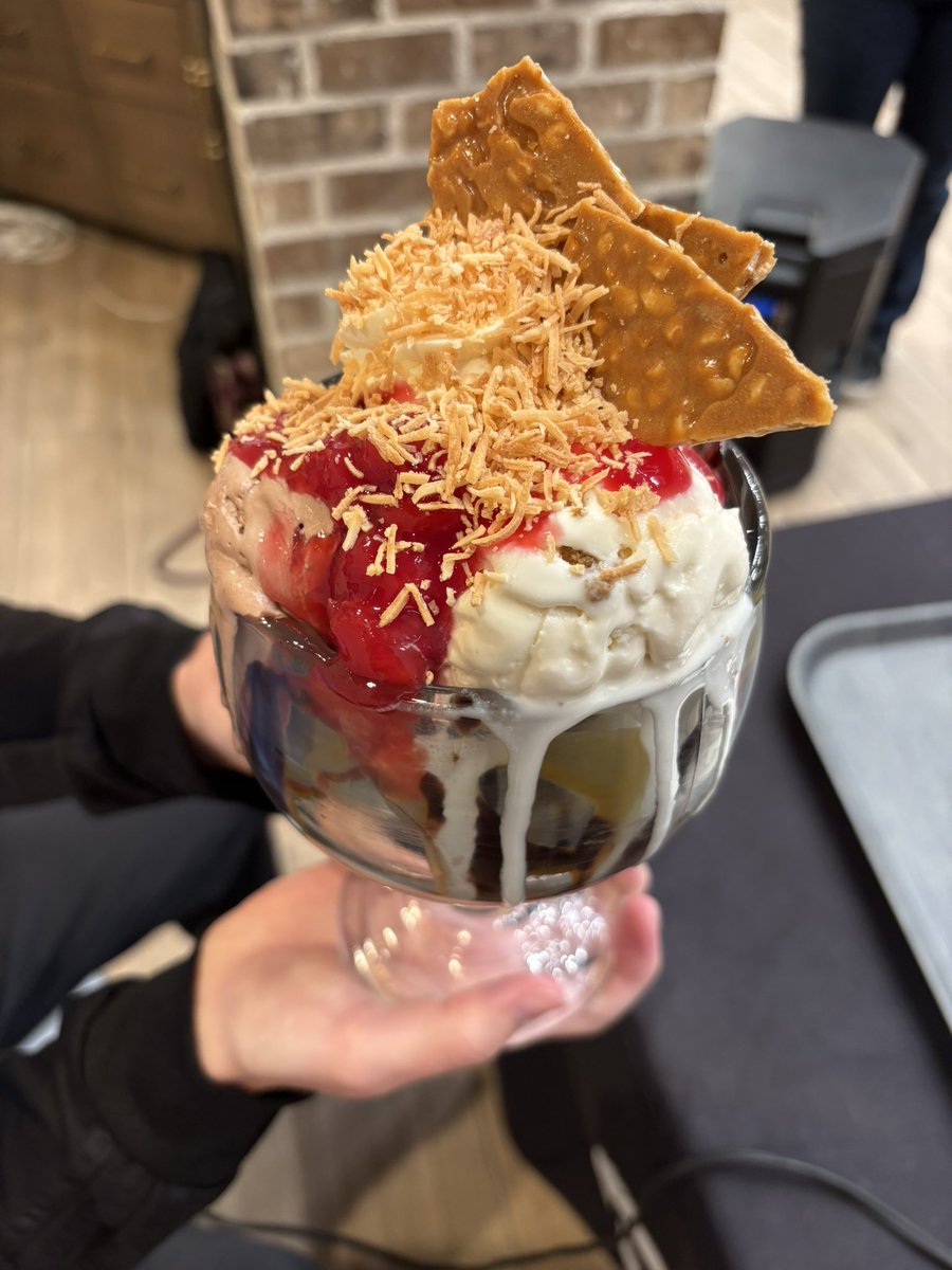 Hans Olsen tweet media