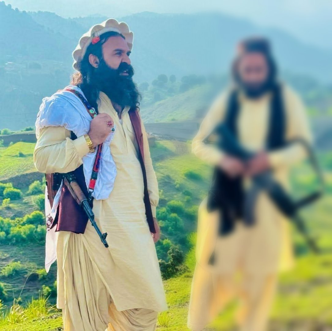 warreport21's tweet photo. #WarReport
Tehreek-E-Taliban Pakistan targeted Jagri Mehsud, the head of a military-backed peace committee, in a suicide attack during a wedding ceremony in Dera Ismail Khan. https://t.co/Cr20b6TBTz