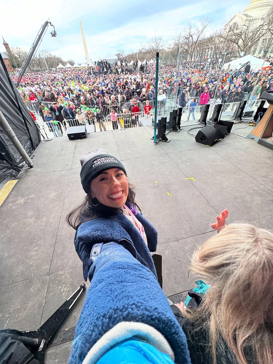 prolifesf's tweet image. Our Executive Director @melaniesalazara was JUST ON STAGE at the national @March_for_Life! 🌹

Thanks for inviting Pro-Life SF to be a Coalition Partner! 💜 #marchforlife #abortion #prolife