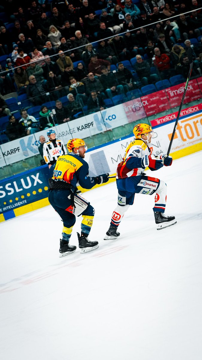 zsclions's tweet photo. #Drittelsresultat #HCAPZSC
S’erste Drittel zämegfasst 📊📈 https://t.co/ZJ5acIyPV2