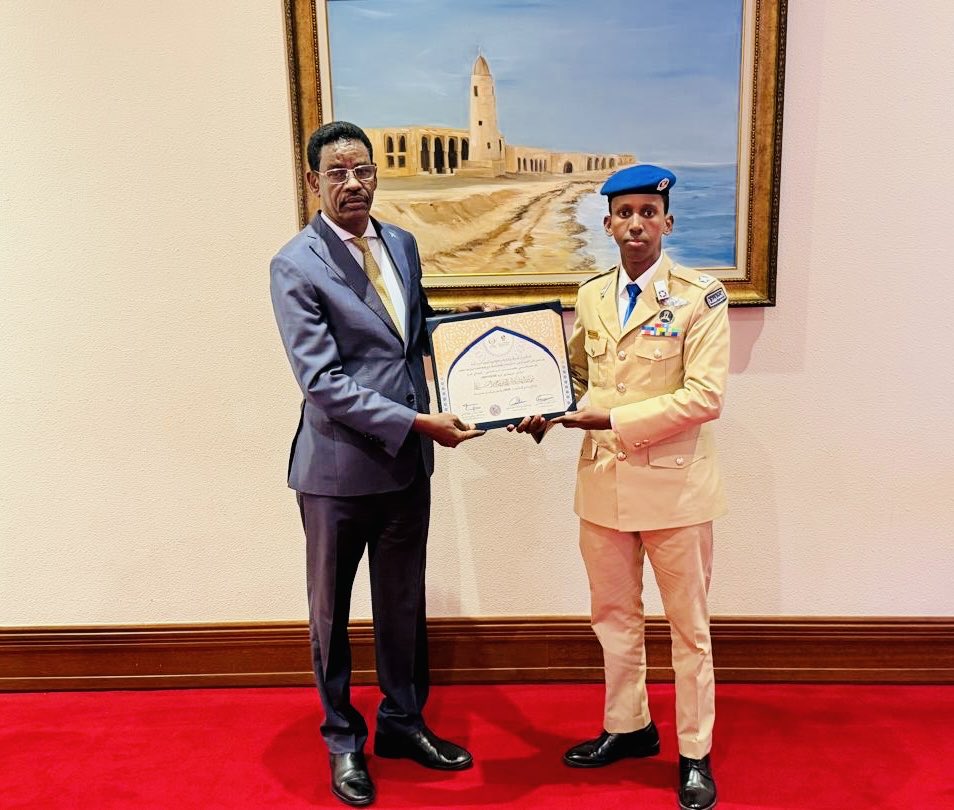 Abdullahi Sheikh Ismail (Fartaag) tweet media