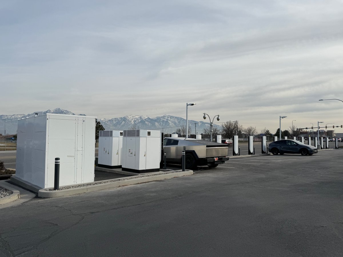 New Tesla Supercharger: Taylorsville, UT (8 stalls) 
tesla.com/findus?locatio…