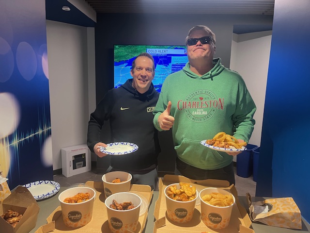 shaws's tweet image. Helping to fuel the @985TheSportsHub crew today! 

Big weekend ahead. 🏈👍