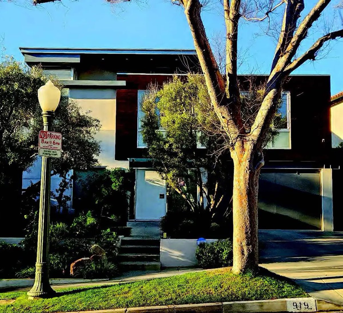 BREAKING: California non-profit charity director Alexander Soofer ARRESTED for alleged massive fraud scheme

Soofer allegedly stole millions of taxpayer dollars intended to combat homelessness in LA. He allegedly used the money to purchase a $7 million mansion, took luxury trips,