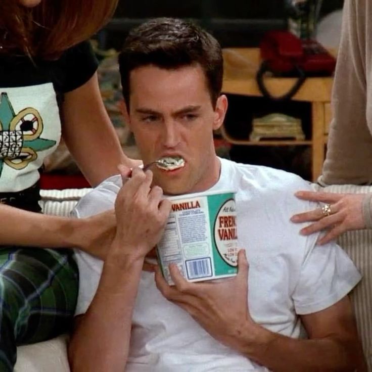 ChandlerBing_12's tweet image. My plans for the weekend