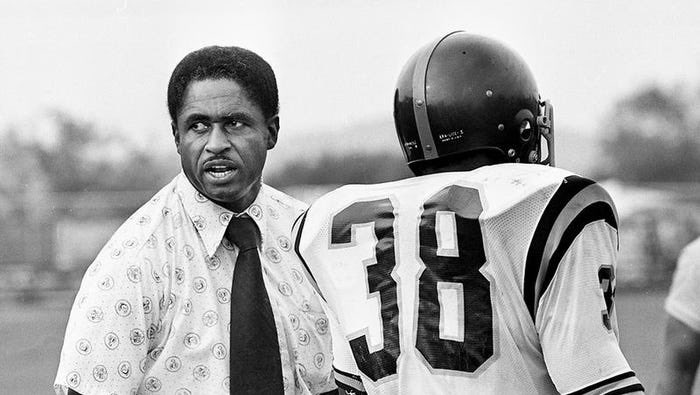 jackfreemanjr's tweet image. Sorry but Eddie Robinson died 19 years ago. 

408 wins. 

Not a single one of those wins was vacated. 

Not a single child molested on his watch