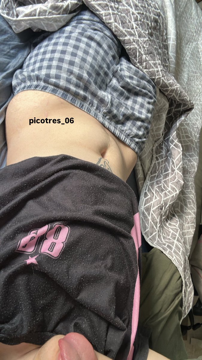 picotres_06's tweet photo. ━━━━━━━ ∙ʚ 𐕣 ɞ∙ ━━━━━━━ 

ʚ🍒ɞ just bored in my bed, wanna come with me? 🌷 ̊.   

(↻ + ♡ for a surprise in ur DM!) 💝

#femboy #nsfw #SeductiveSunday #femenine #femb #mutuals #gay #teen #twink #hmu #sub #rt #nsfwtwt https://t.co/YitRxzQxug