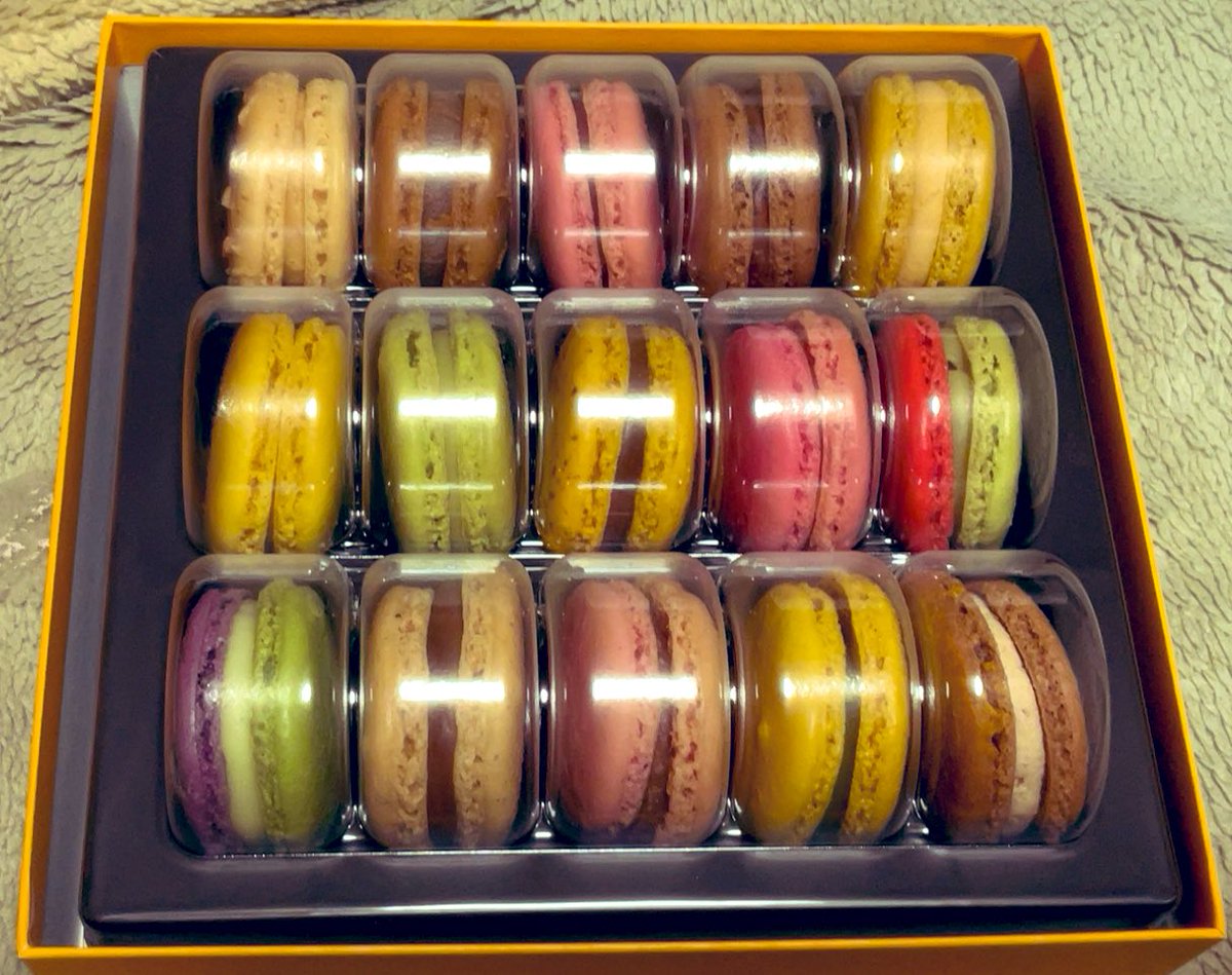 おはよ~♪ マカロン15種類詰め合わせ(ฅ'ω'ฅ)