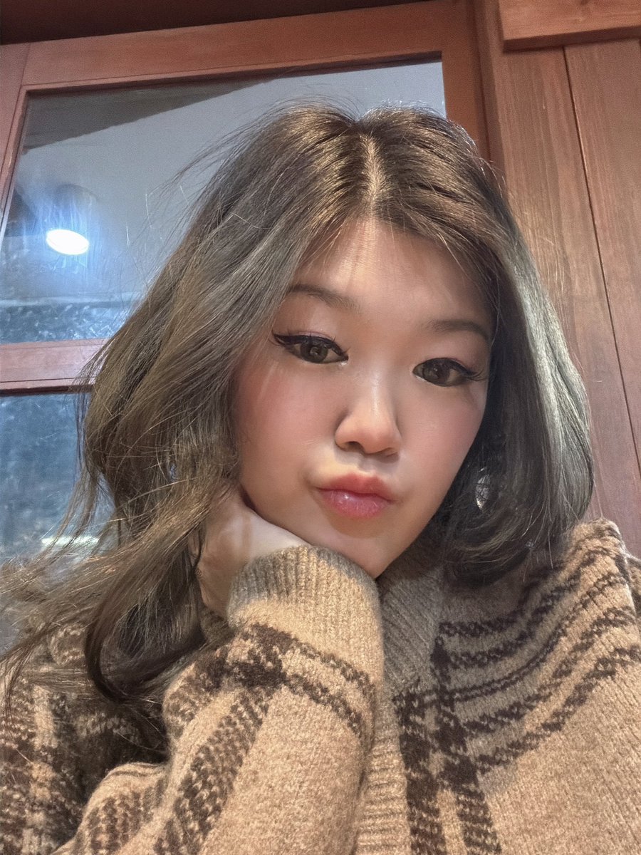 Stella tweet media