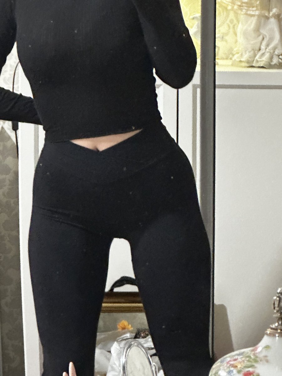 Pick me aber was für BBL ich liebe meine Hipdips 😩🐈‍⬛🤍