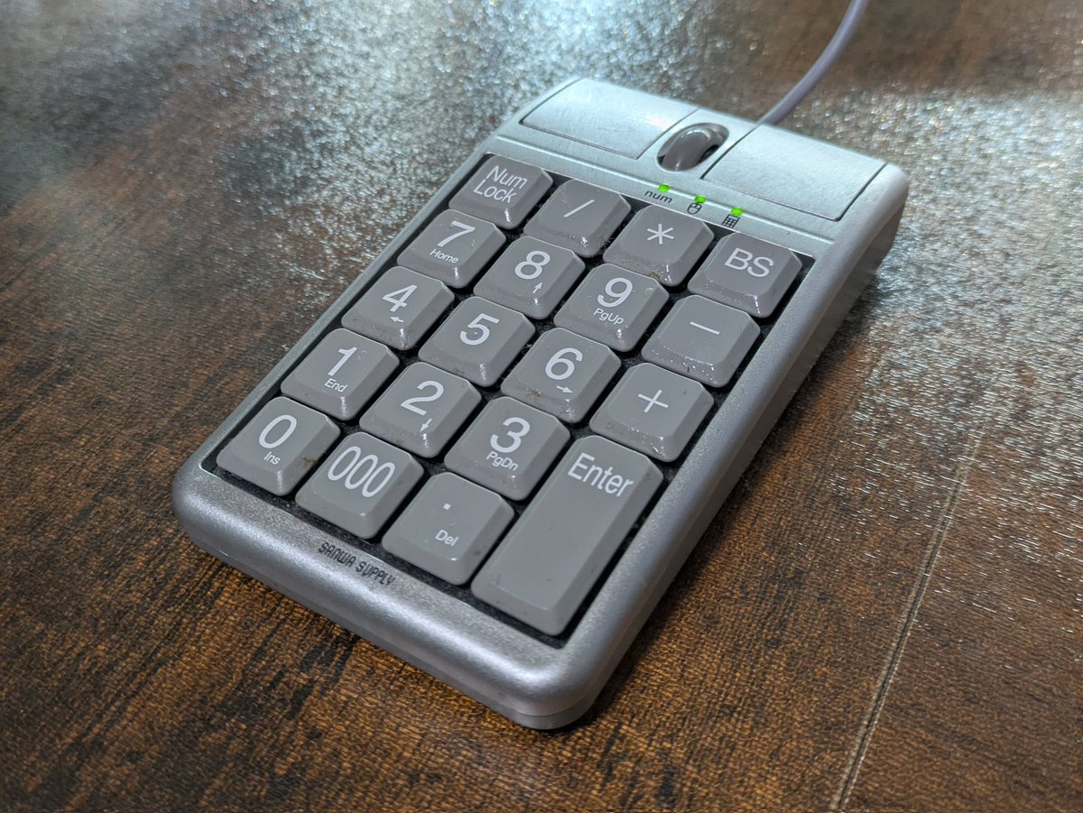 これはまた面白そうなガジェットを…私もPC周りの機器系は一通り全部