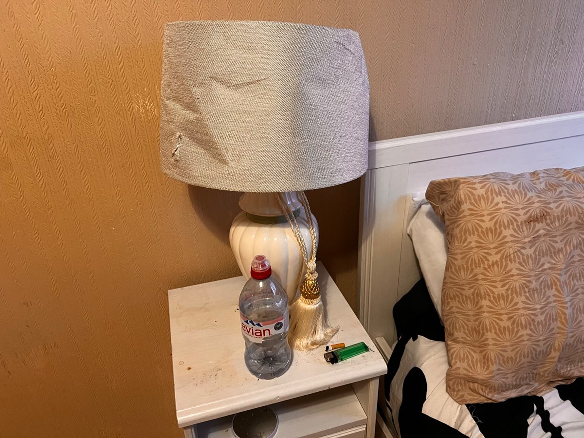 ValentineMbawa's tweet photo. Slashed lamp and chunks taken off wall https://t.co/onMGOsGFkJ