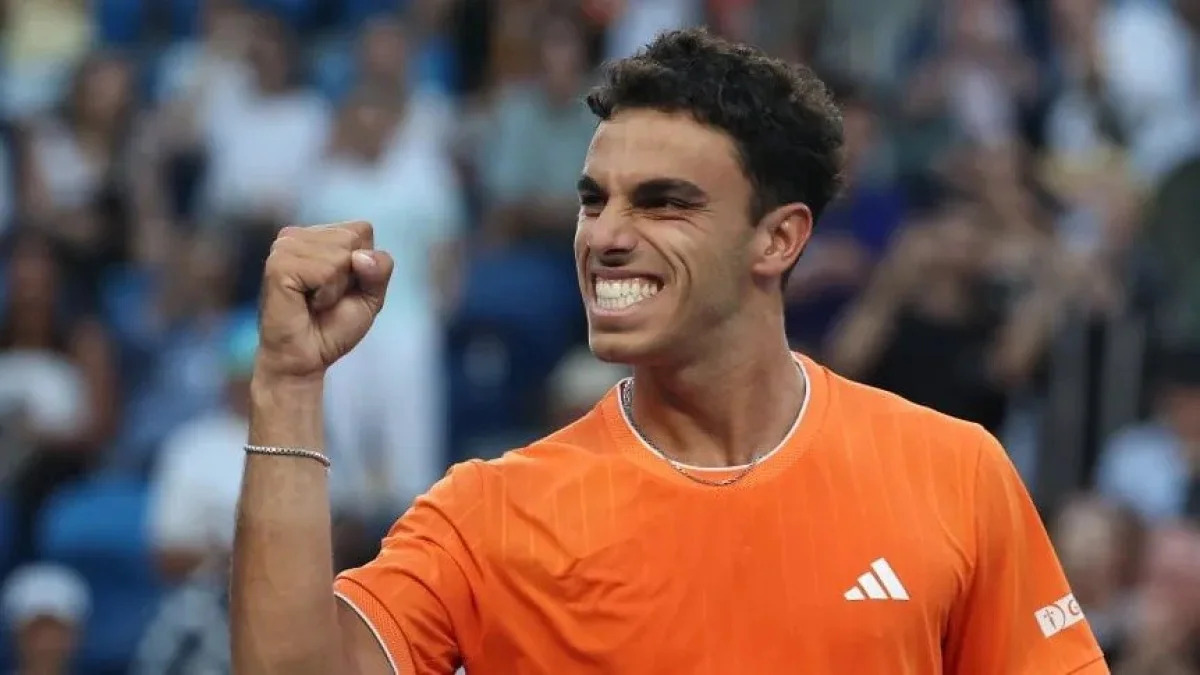 alerta_digital_'s tweet image. Triunfazo de Cerúndolo y despedida de Etcheverry en Australia: Cerúndolo dio el golpe, dejó en el camino a Andrey Rublev, mientras que Tomás Etcheverry quedó eliminado a manos de Alexander Bublik y no pudo avanzar a octavos de final del primer Grand Slam… dlvr.it/TQXCth