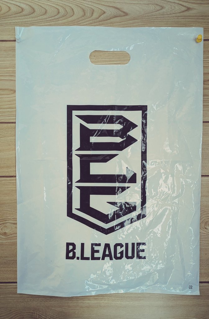 オールスターを満喫した母、未だに幸せの余韻に浸っていますし、グッズを購入した袋まで大事に飾ってて可愛い😂😂😂