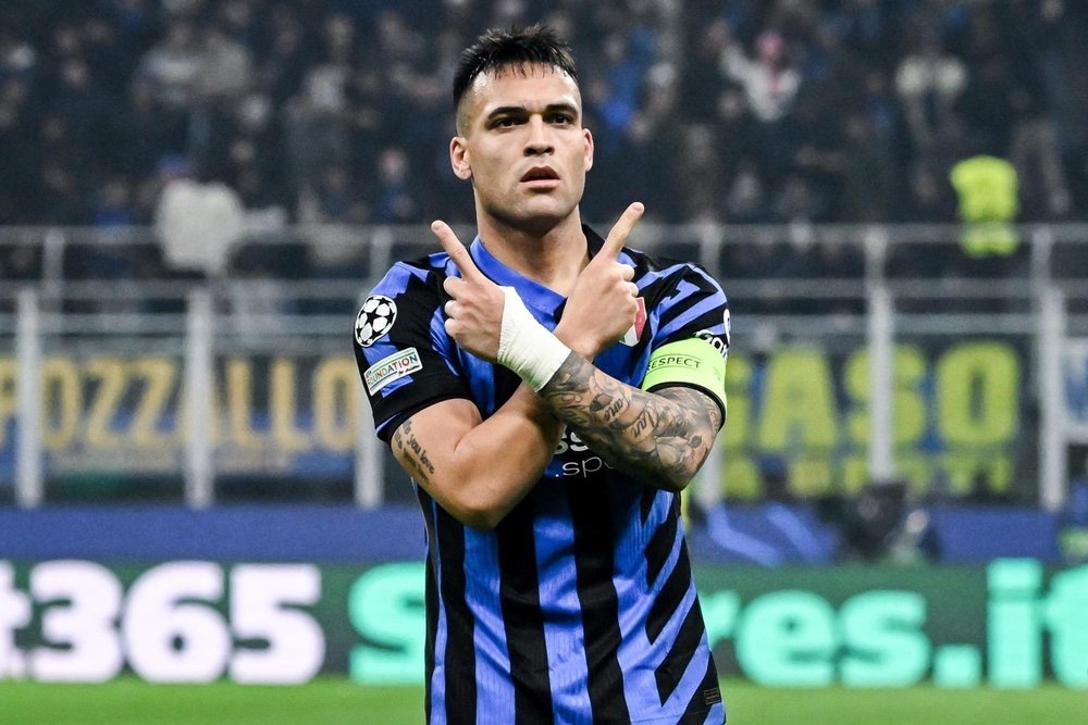 StakeFootball's tweet photo. 🚨🚨| Lautaro Martínez for Inter Milan this season:

• 29 matches played 
• 16 goals scored 
• 4 assists provided https://t.co/a7NfnPmzif