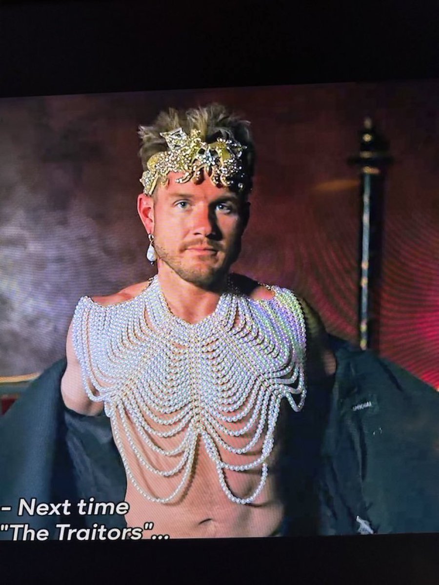 It should cost a quarter to look this bad #TheTraitors #TheTraitorsUS