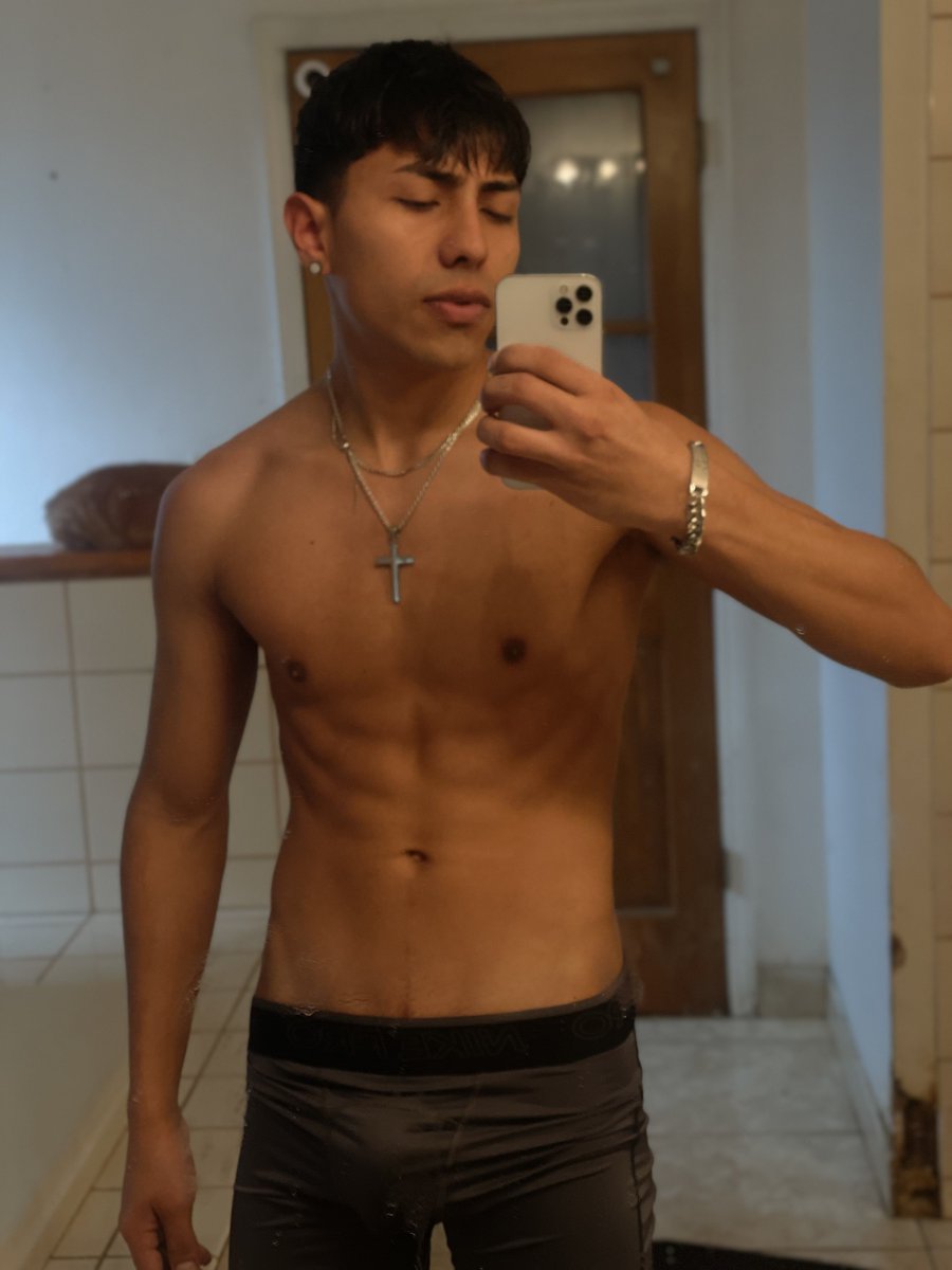 Alejandro Gomez tweet media