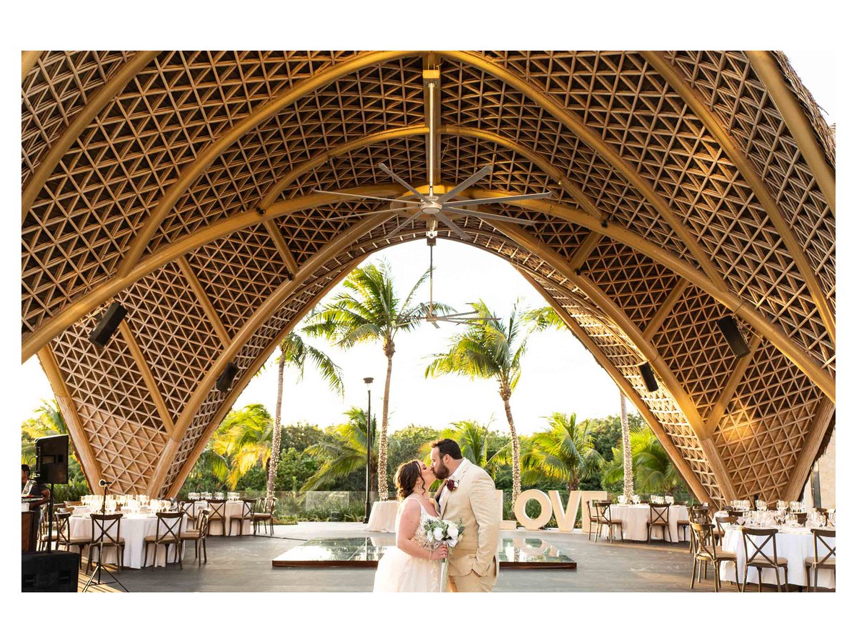 PhotostudioAB's tweet photo. Garza Blanca Cancun Wedding M&amp;C https://t.co/a77YQRzAwK via @PhotostudioAB https://t.co/GITif41DRt