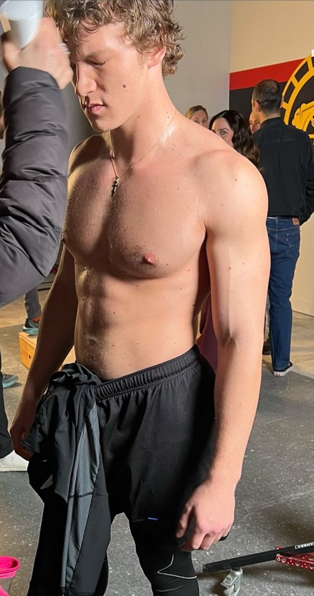 soulsto1's tweet image. dear god