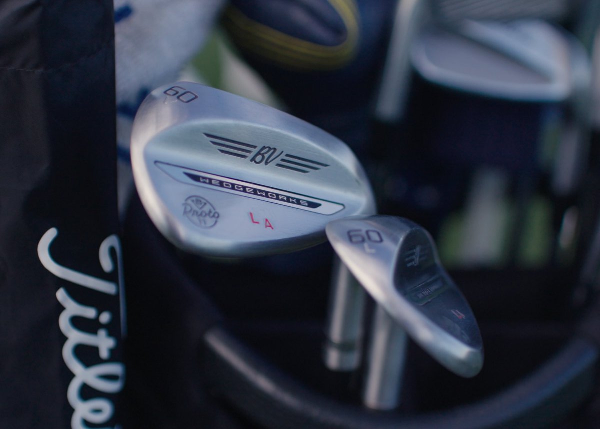 JR_HIRSHey's tweet image. Huge conversion week for Titleist’s new Vokey SM11 wedges. 

52 players have at least one SM11 and 149 in total went in play at the Amex, making it the most played wedge model. Also most played wedge in Dubai. 

Some notables making the switch this week:

Ludvig Aberg (3rd pic):