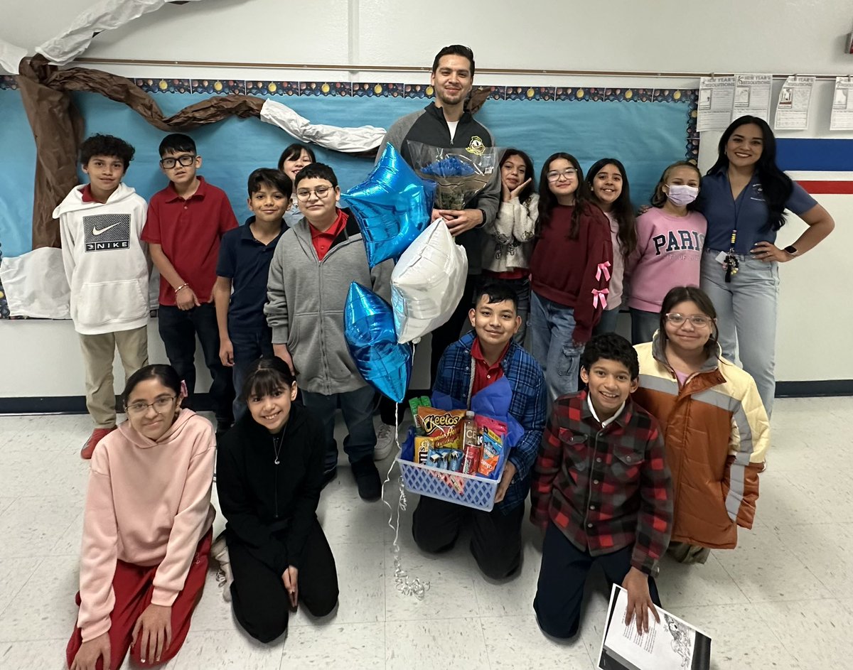 Michelle Nevarez tweet media