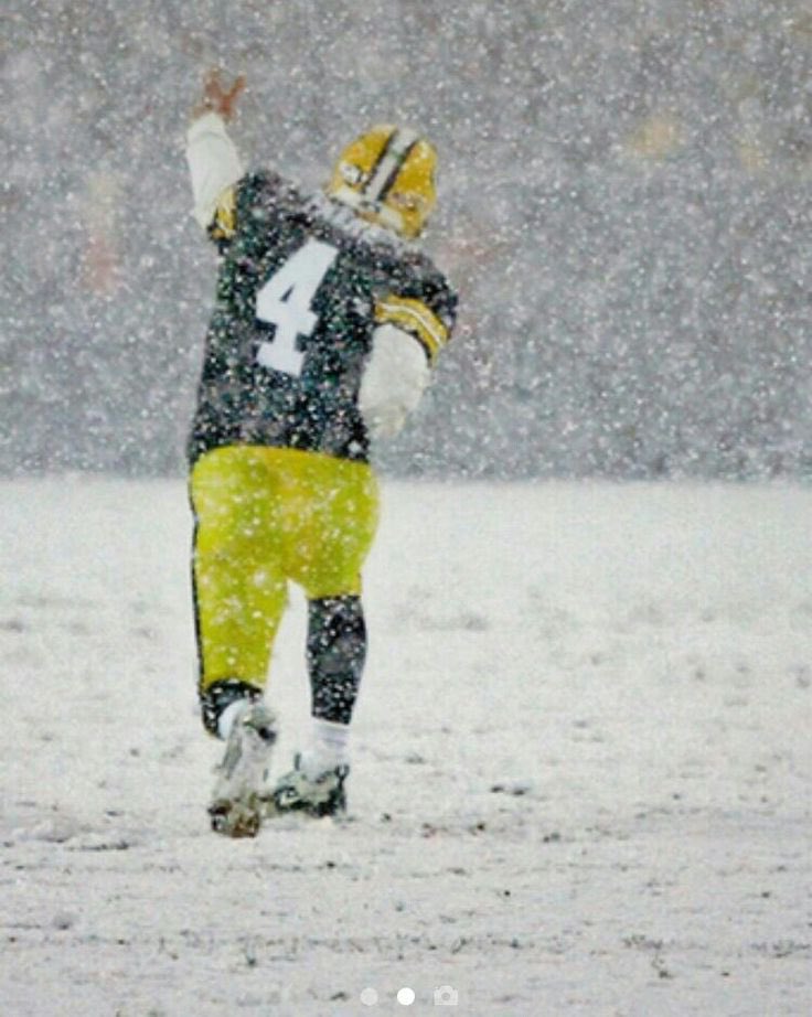 BrettFavre's tweet image. Suppose to be really cold next couple days, hope everyone stays safe. 🙏