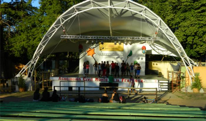 Conocé la cartelera de tablados correspondiente al viernes 23 de enero

》 callefebrero.com/2026/01/23/116…