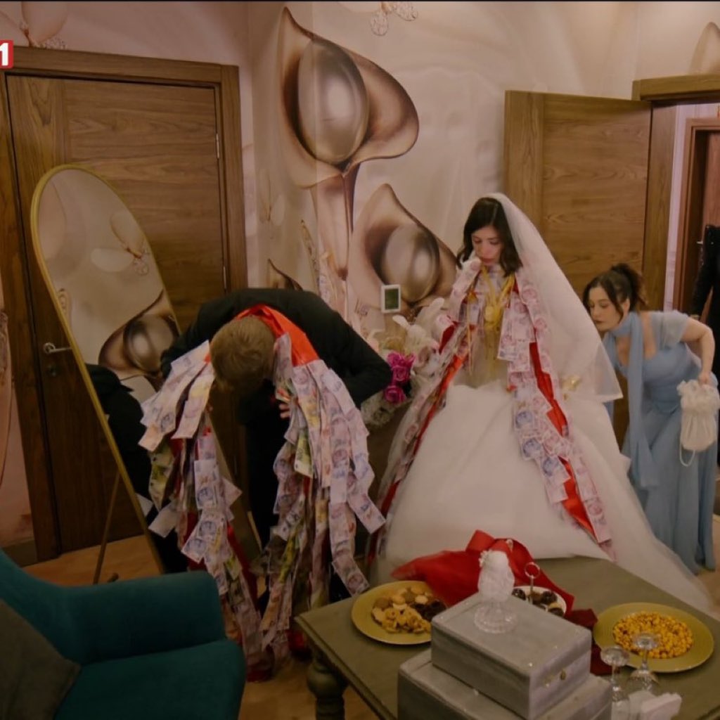 bestelacm's tweet image. açıklanamayan foto OAJZOJSOSNSOKSOSK