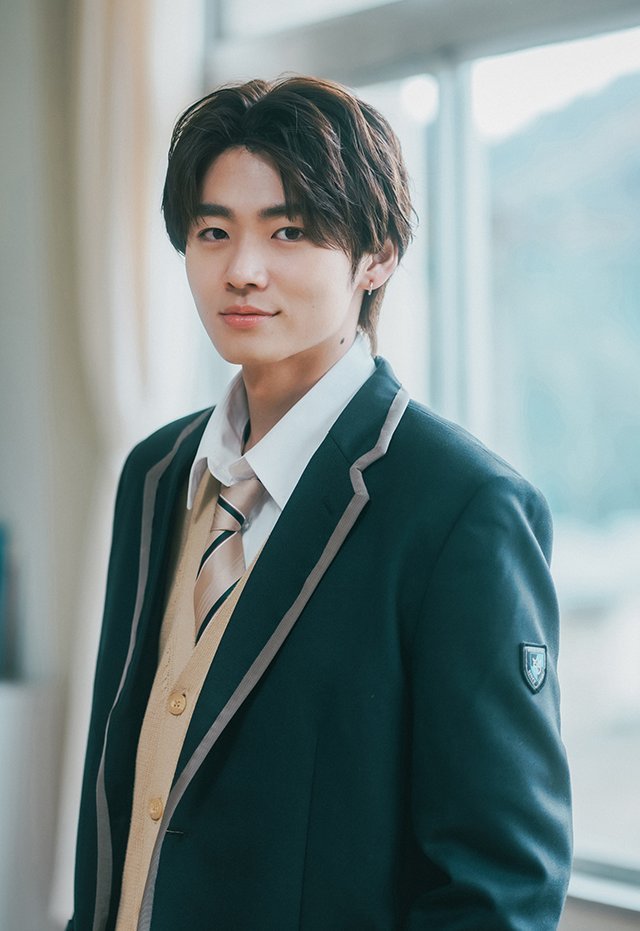 youroli0804's tweet image. New JBL in town: Drama #Contrast, adapted from BL Comic of the same name by itz, starring Iuchi Haruhi and Akune Haruse (ICEx)
- BL Comic Contrast, created by itz, is a coming-of-age love story depicting the attraction between two clumsy, contrasting young boys. 
- Iuchi Haruhi,…