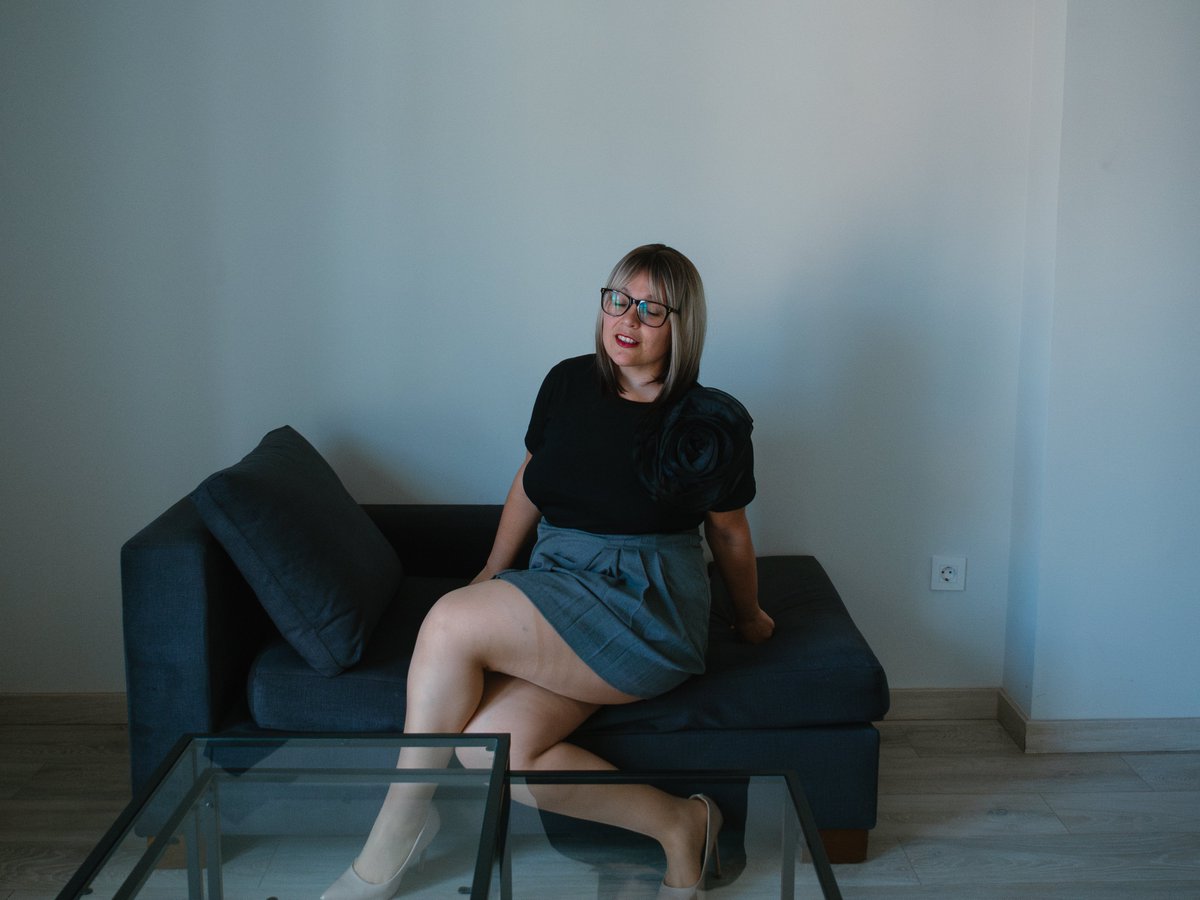 Naughty Kitty tweet media