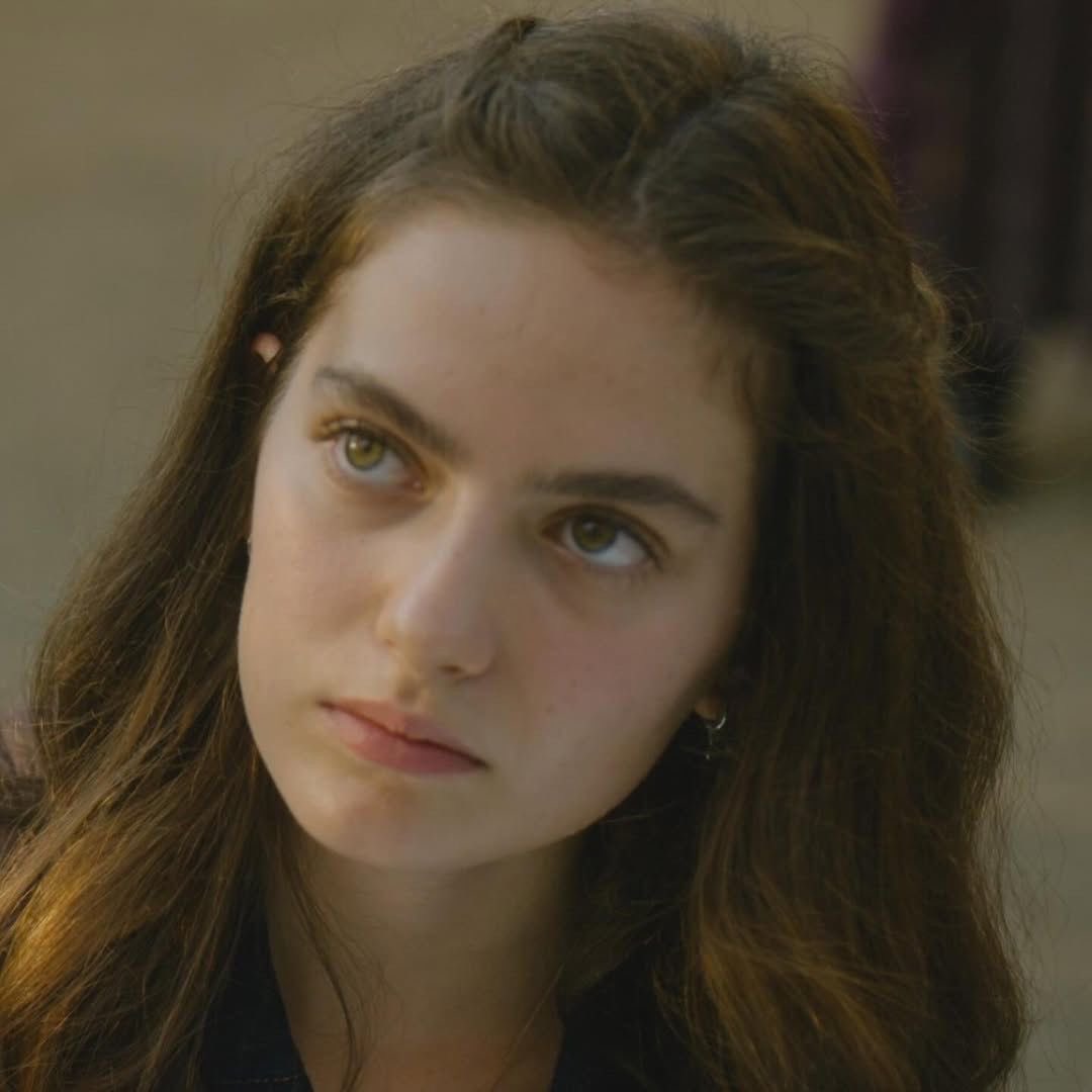 sunsettlove's tweet image. Seni gerçekten Rum sandığımız Eleni Miryano çok güzeldin ama kısa sürdü şu anki eleniyi tanımıyorum ben #taşacakbudeniz