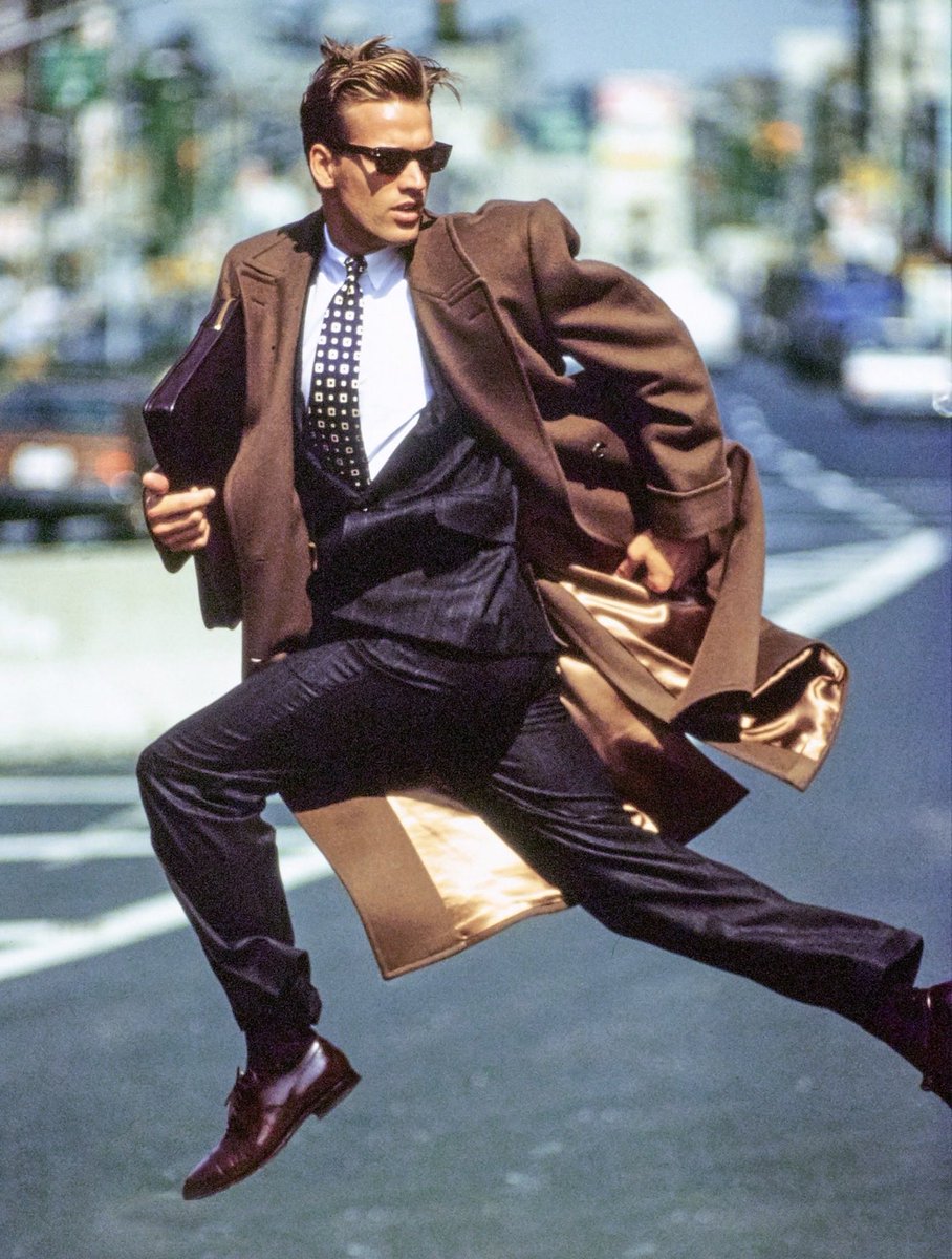 Adrian Voss tweet media