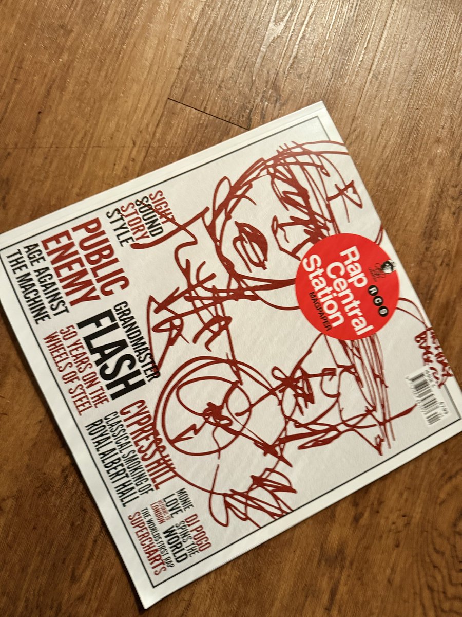 📰RAP CENTRAL STATION MAGAZINE🚨 

@artbyloub 🖼️ featured alongside the article on @officialbigdaddykane 👑🤯

Thank you so much @mrchuckd this means the absolute world to me 👏 #moveasateam 

silverbackpublishing.rocks/rap-central-st…