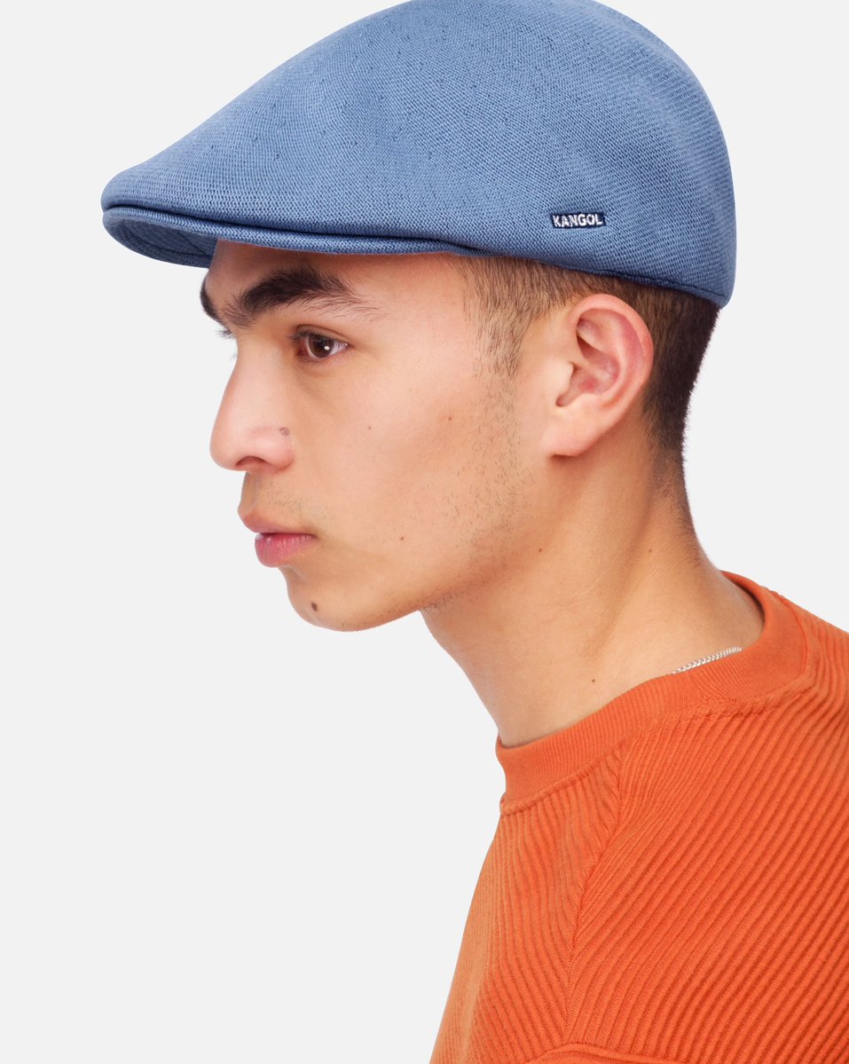 HappyIsWack2me's tweet image. Dumbest hat in the fucking world