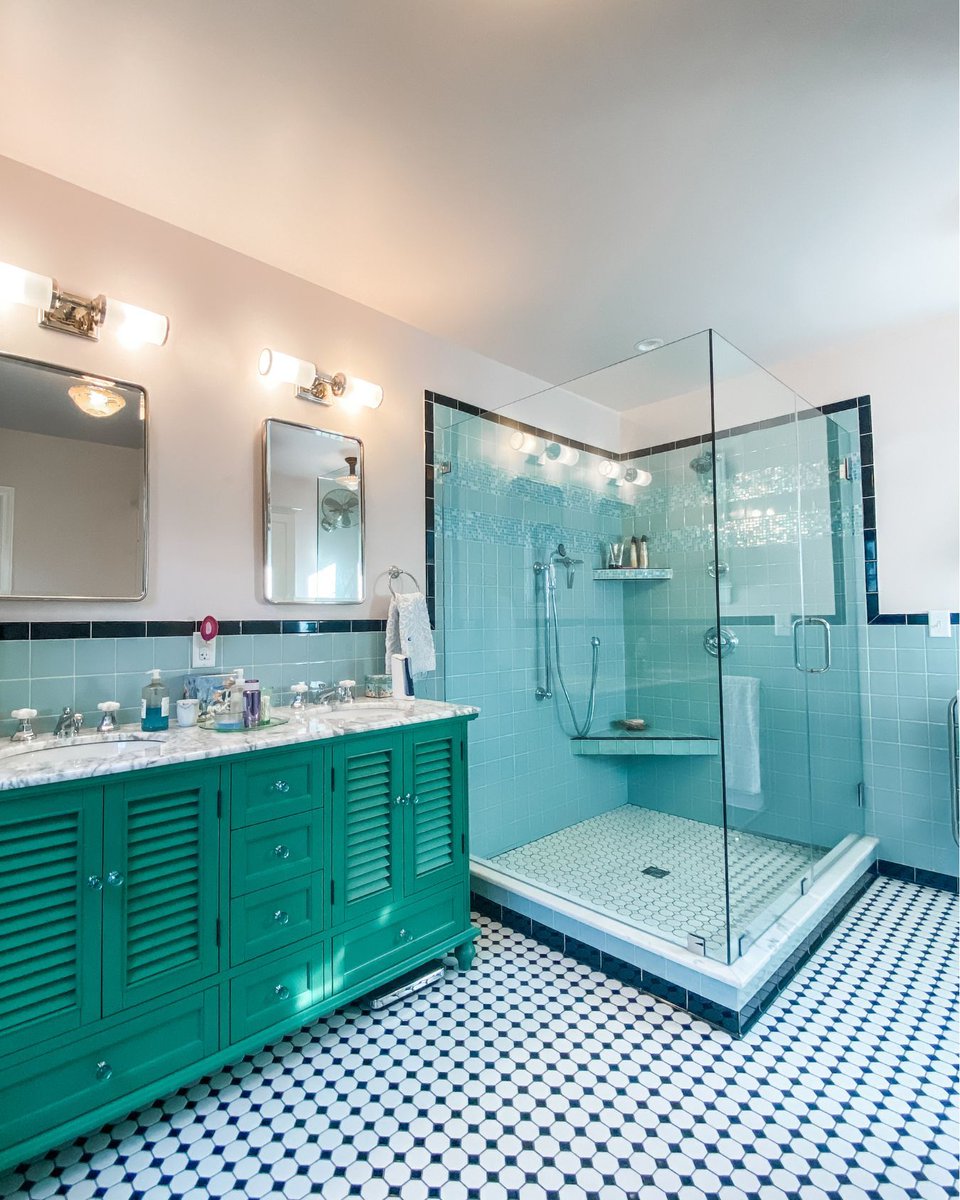 GrantHomesTulsa's tweet photo. Whether it’s a kitchen update, bathroom remodel, or full home renovation, our team is here to bring your vision to life. 

#homerestoration #homerenovations #kitchenremodeltulsa #tulsaremodel https://t.co/cDGdseB0Q8