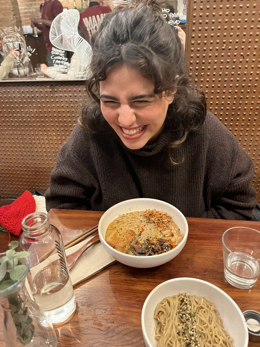 m🏳️🌈 (floreta’s fan account💘) tweet media