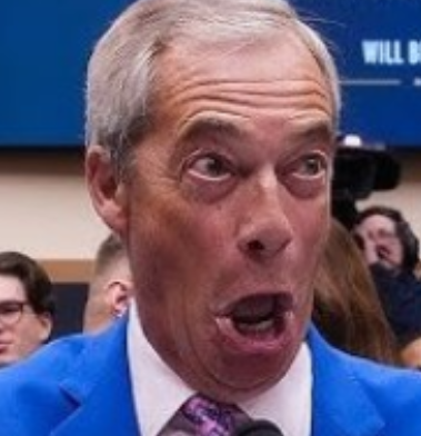 SueSuezep's tweet image. This POS traitor uses veterans to promote himself. When it comes to defending them against filthy lies from that pig Trump, the best he can do is "it's not quite fair"
Will ppl at last actually start seeing him for what he is? A cowardly arse licking stooge