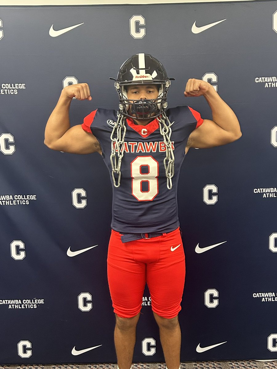 Had an amazing visit at Catawba College! Loved meeting the coaches and seeing the campus firsthand! 🔵🔴 <a href="/Coach_Overman/">Tee Overman</a> <a href="/tyhaines16/">Tyler Haines</a> <a href="/CoachKhub/">Khanis Hubbard</a> <a href="/CoachVellucci/">Jake Vellucci</a>  <a href="/CatawbaFootball/">Catawba Football</a>