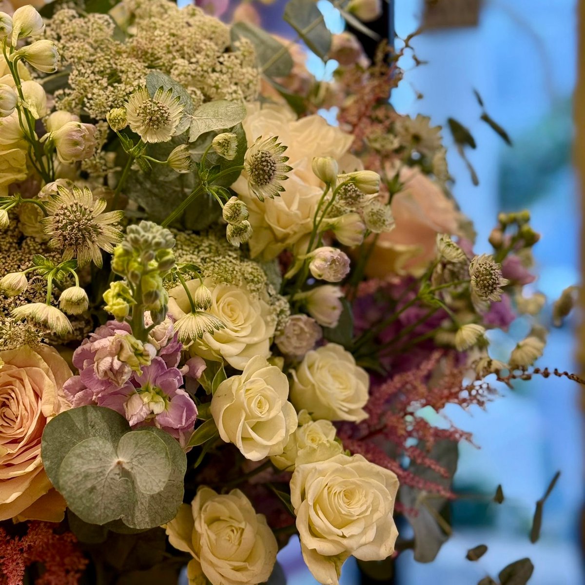 A bouquet can convey a hundred messages; we can help you with yours.

#HandTiedBouquet #PulbrookAndGould #FlowersForAllOccasions #JanuaryFlowers #FloralArrangement